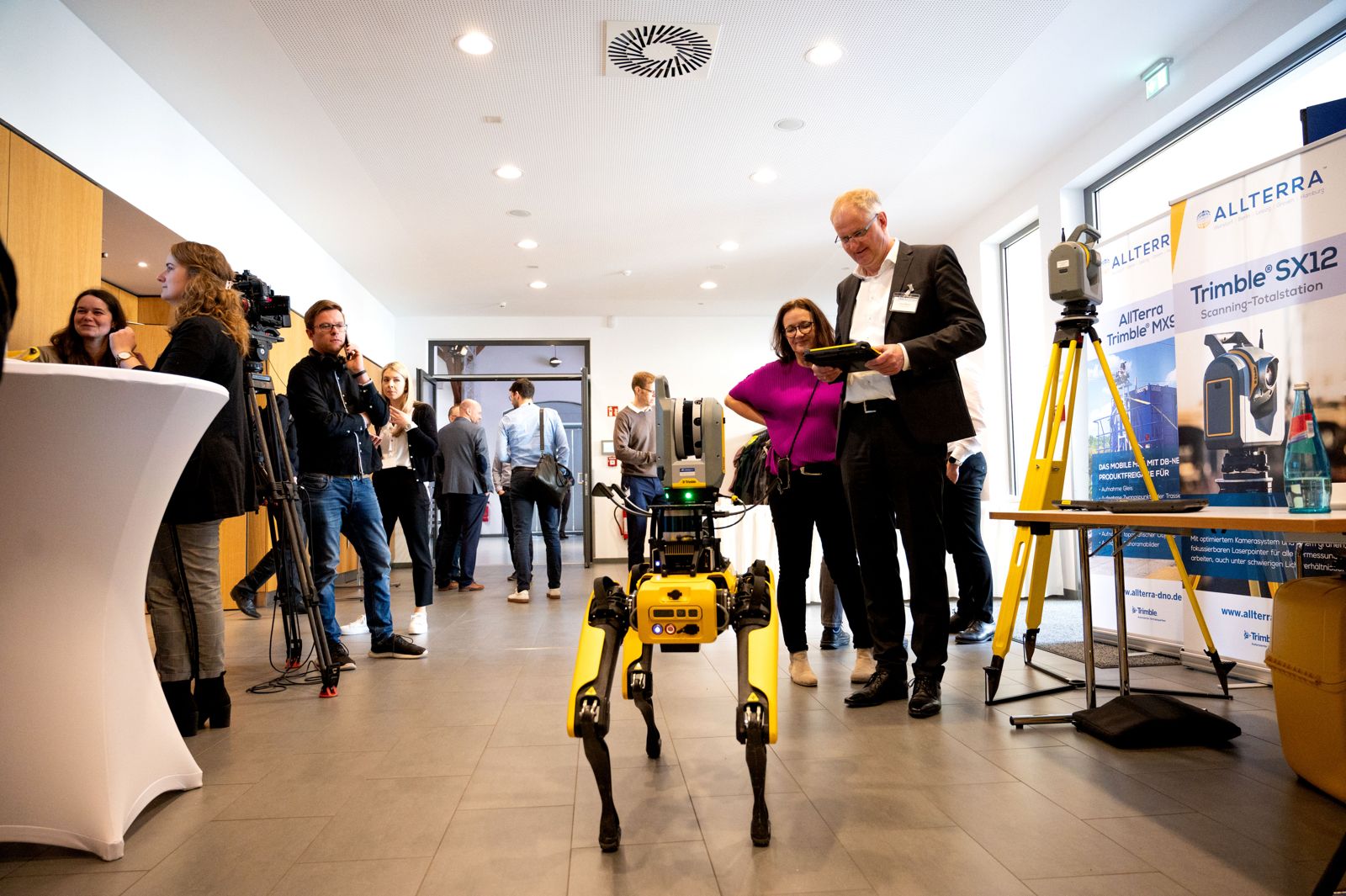 Laufroboter in der Ausstellung 2023