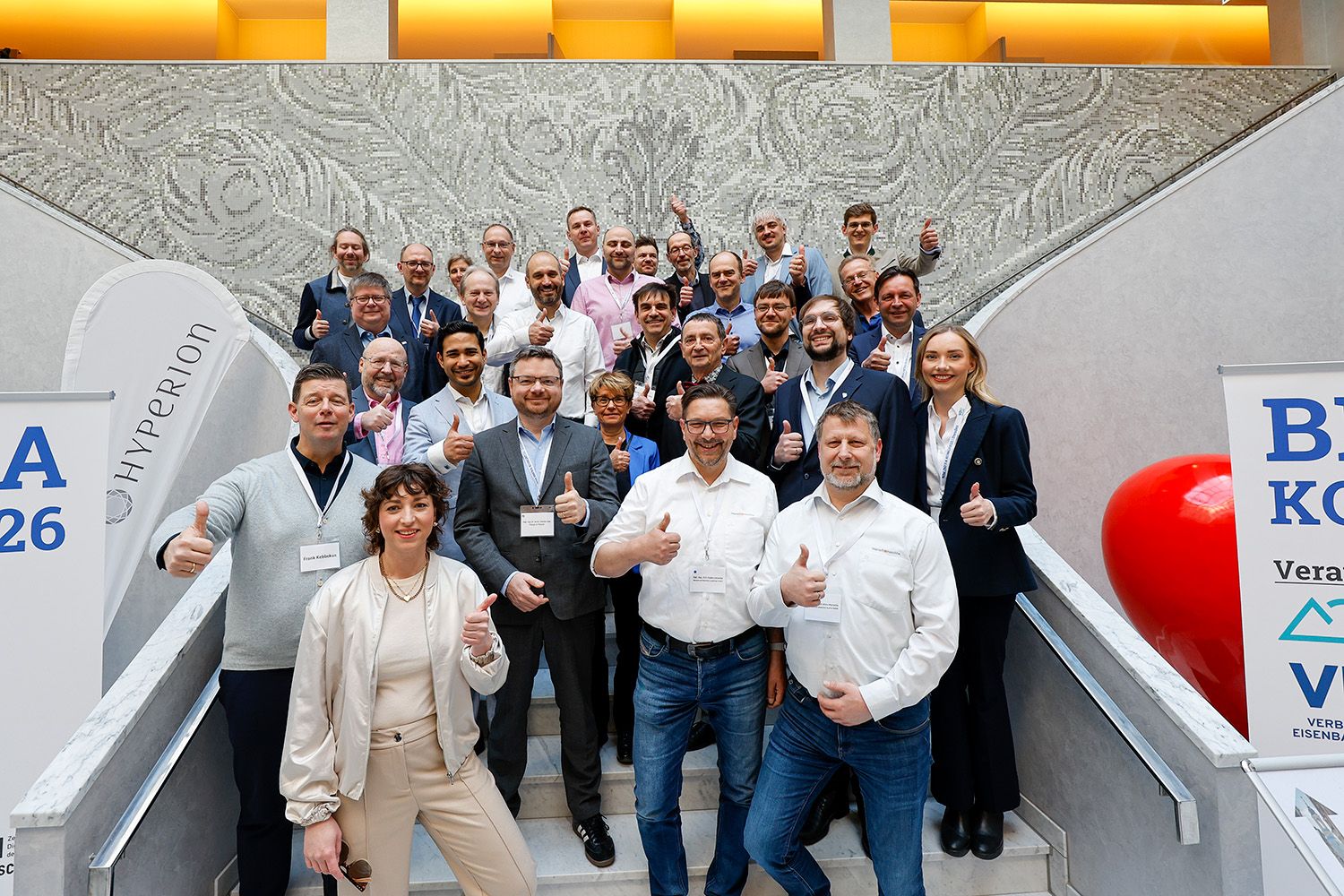 Gruppenfoto der Referentinnen und Referenten
